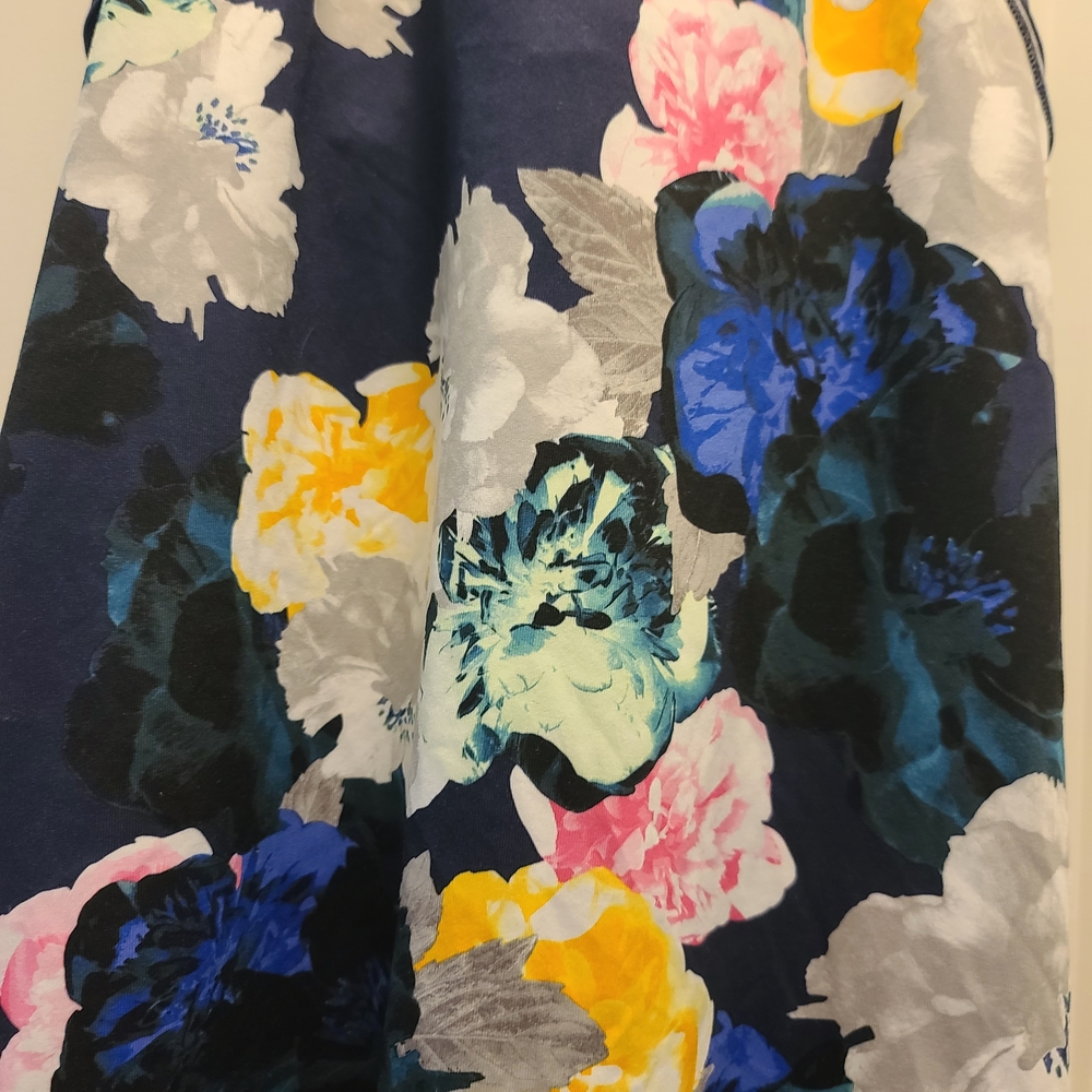 Old Navy Floral Tank Top - Multicolor - Picture 2 of 6